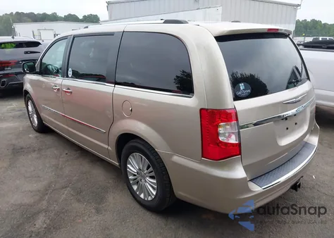2013 Chrysler Town & Country Limited z USA, uszkodzony, nr VIN 2C4RC1GG5DR683235